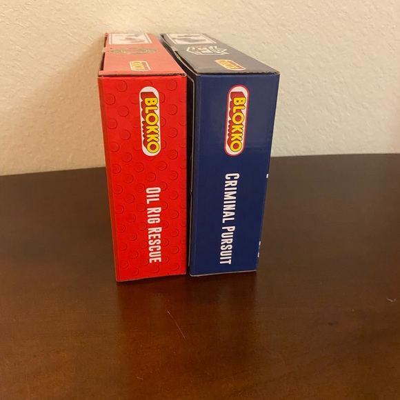 2/$10 Blokko first responder play sets - Picture 5 of 8